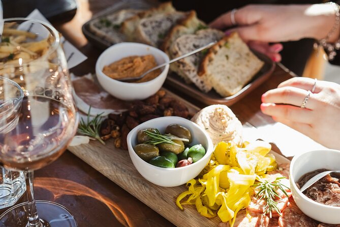 Queenstown: Afternoon Wine & Beer Tour with Platters - Why Gibbston makes a good afternoon from Queenstown