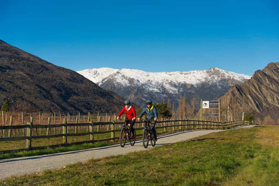 Queenstown: Self-Guided Gibbston Valley Wineries Bike Tour - Getting started at 3 Searle Lane