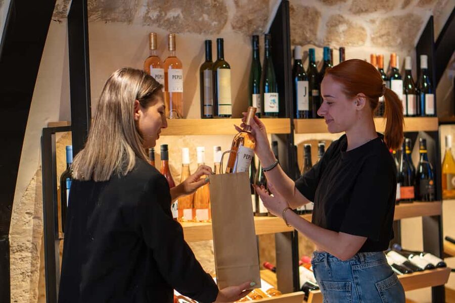 Rethymno: Cretan Wine Tasting Guided Tour with Local Food - What makes Cretan wine worth learning about