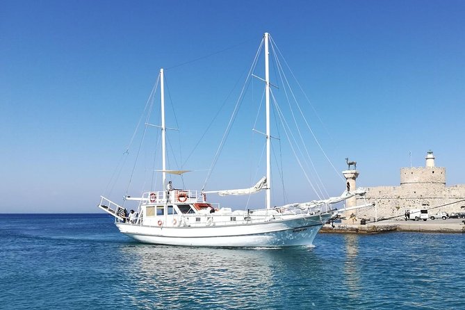 Rhodes Exclusive Sunset tour Cocktail Open bar Gourmet Live Music - How romantic is the Romantika cruise?