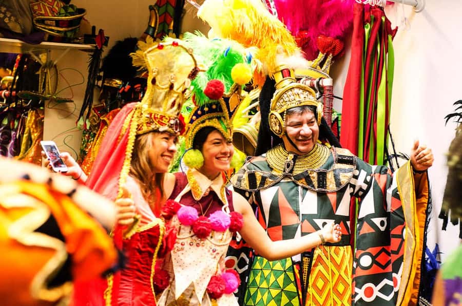 Rio: Carnival Backstage Tour at Samba City with Cocktail - Key points at a glance