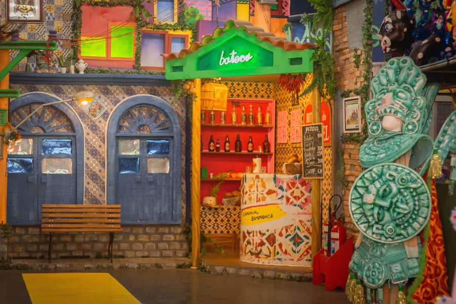 Rio: Carnival Backstage Tour at Samba City with Cocktail - Who should book this Carnival experience?