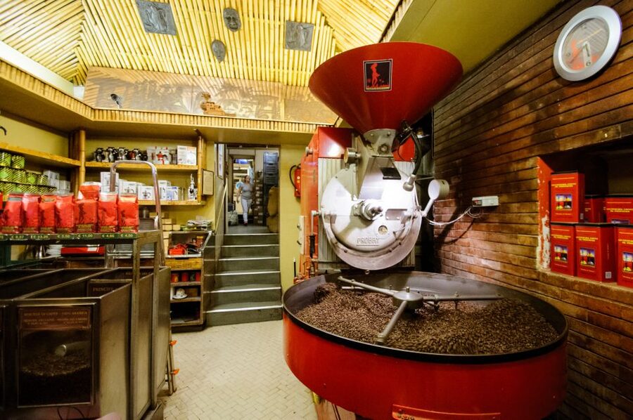 Rome: Espresso, Gelato and Tiramisù Tasting Tour - Gunther Gelateria and how to spot the good stuff