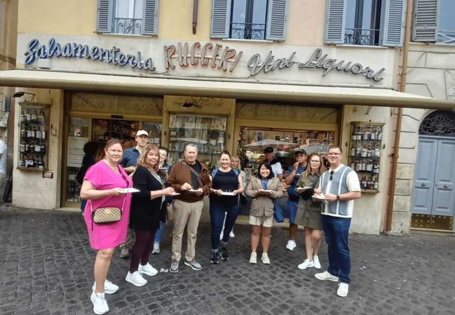 Rome: Food & Wine Tour of Campo de Fiori, Ghetto, Trastevere - The Jewish Ghetto and Rome’s fried specialties