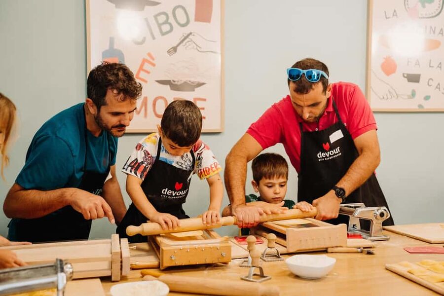 Rome: Fresh Pasta-Making Class with Wine and Gelato - Starting in Piazza di San Giovanni della Malva