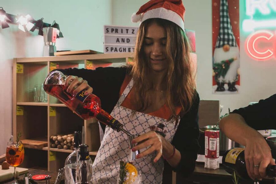 Rome: Pasta Cooking Class with Spritz Cocktails - Key things to know before booking