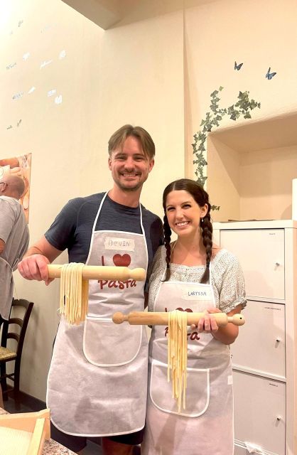 Rome: Pasta Making Class with Wine, Limoncello, and Dessert - Eating your own pasta at a communal table
