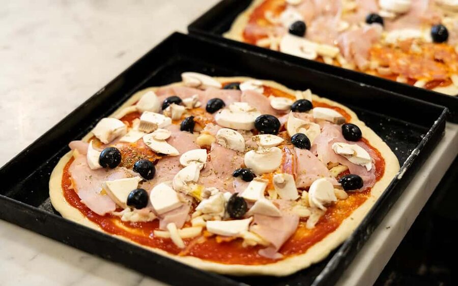 Rome: Pizza & Gelato Making Class with Wine & Limoncello - What this Rome pizza and gelato class is really like