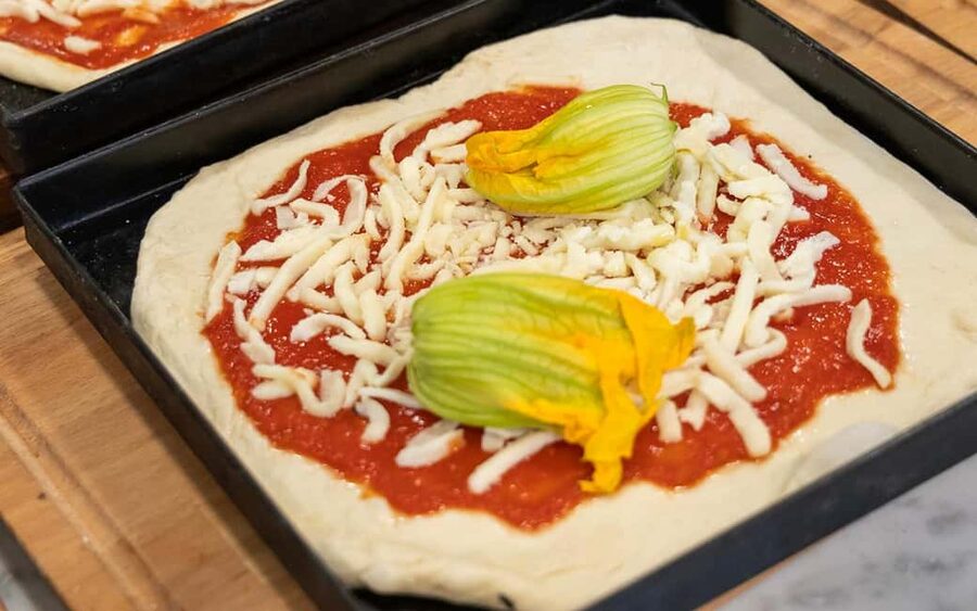 Rome: Pizza & Gelato Making Class with Wine & Limoncello - The instructors make the difference