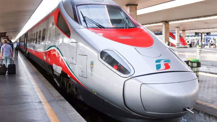 Rome: Pompeii Tour with Wine and Lunch by High Speed Train - Price and value at $239