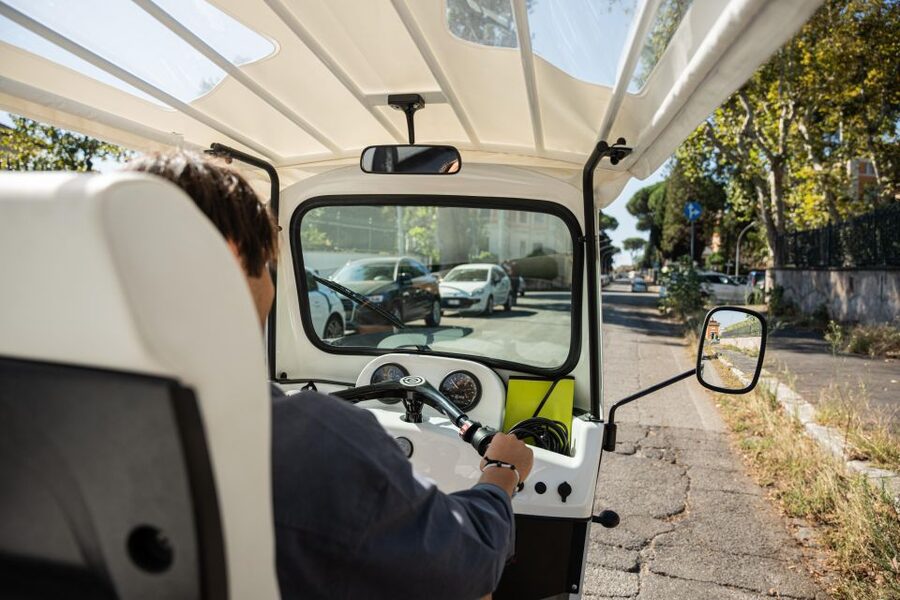 Rome: Private Tuk Tuk Tour with Hotel Pickup and Prosecco - Price, timing, and who gets good value