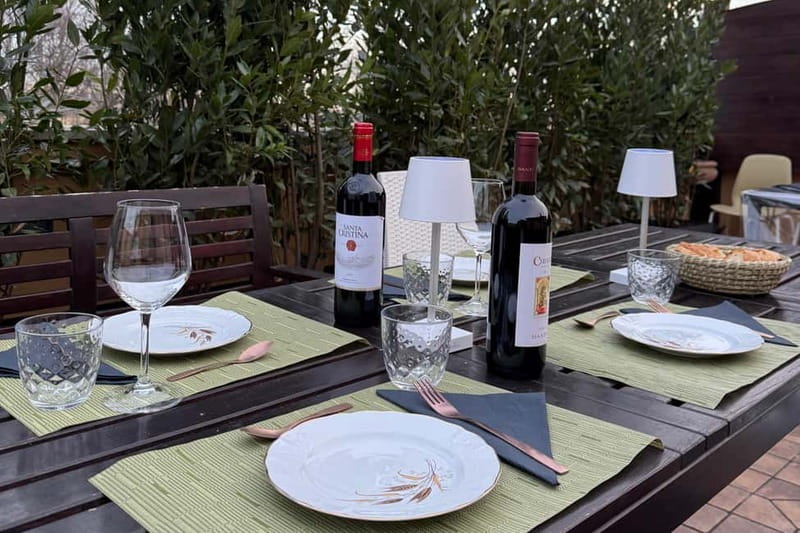 Rome: Rooftop Cooking Class with Wine Tasting near Vatican - Starting with bruschetta and local olive oil
