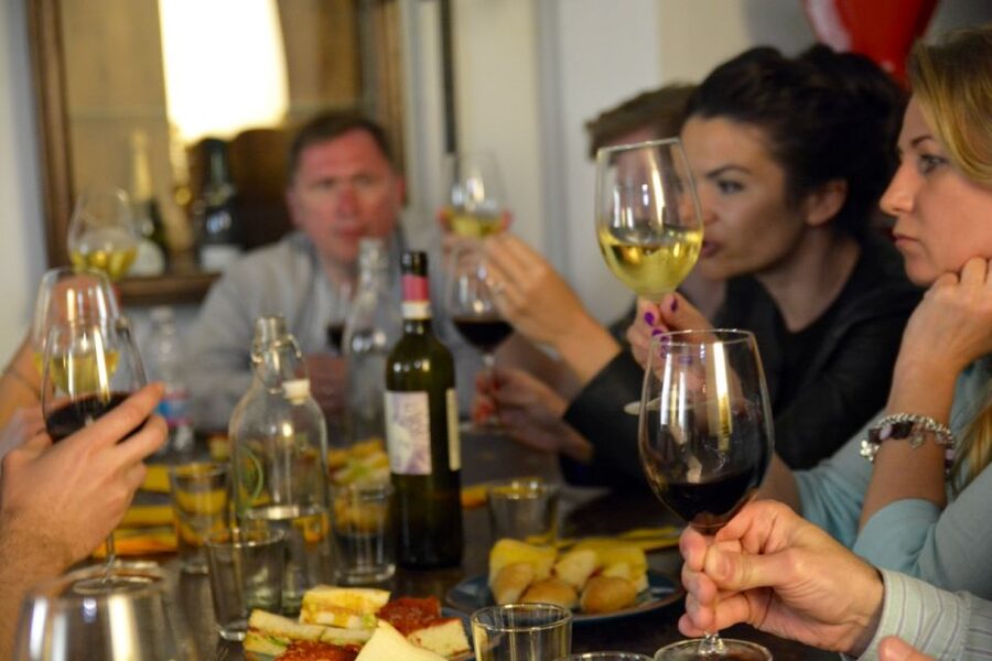 Rome: Trastevere Food and Wine Tasting Tour - Chef Günther’s gelato finale