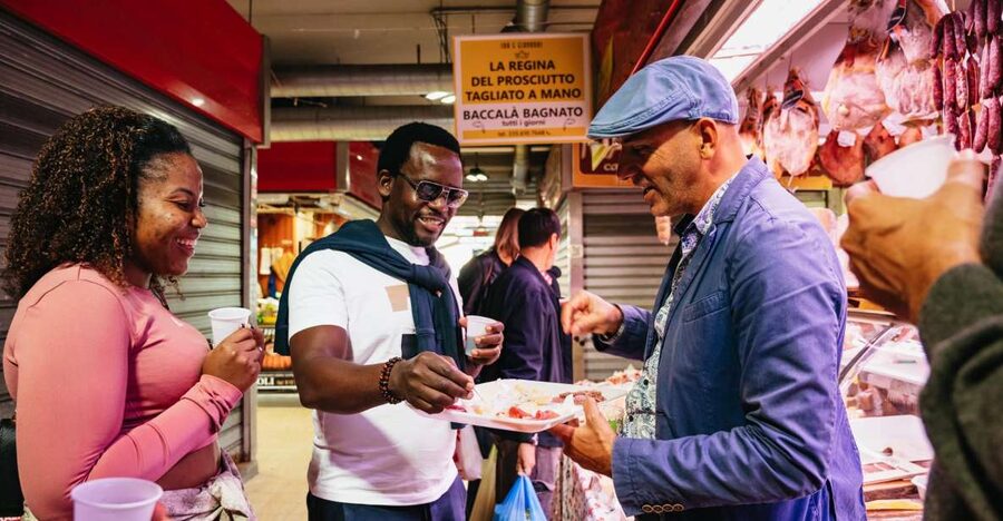 Rome: Trionfale and Prati Food and Wine Tasting Tour - Walking through Prati, Viale delle Medaglie d’Oro, and Piazzale degli Eroi