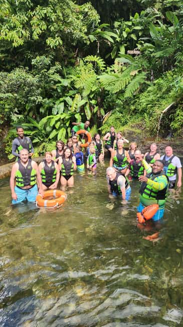 Roseau: Titou Gorge, Hot Spring, Falls & Champagne Reef Tour - Champagne Reef: bubbles beneath the sea
