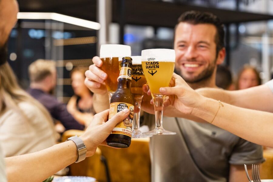 Rotterdam: Stadshaven Brewery Tour with Beer Tastings - Practical details that affect your choice