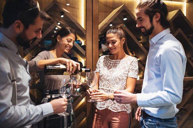 Saint Emilion Day Trip with Sightseeing Tour & Wine Tastings from Bordeaux - Leaving Bordeaux in a group of eight