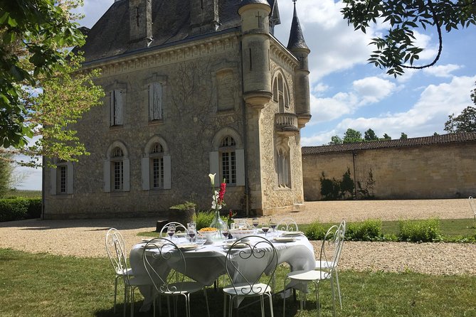 Saint-Emilion Small-Group Electric Bike Wine Tour Tastings & Lunch from Bordeaux - Weather, fitness, and practical preparation