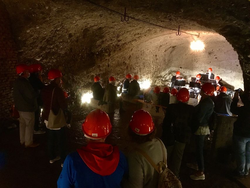 Salzkammergut: Sandstone Beer Cellar Tour - The one-hour cellar walk