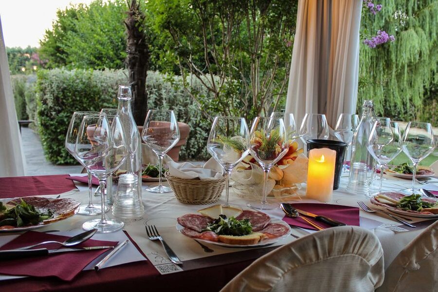 San Gimignano: Lunch or Dinner at a Winery with Wine Tasting - What the wine tasting teaches you