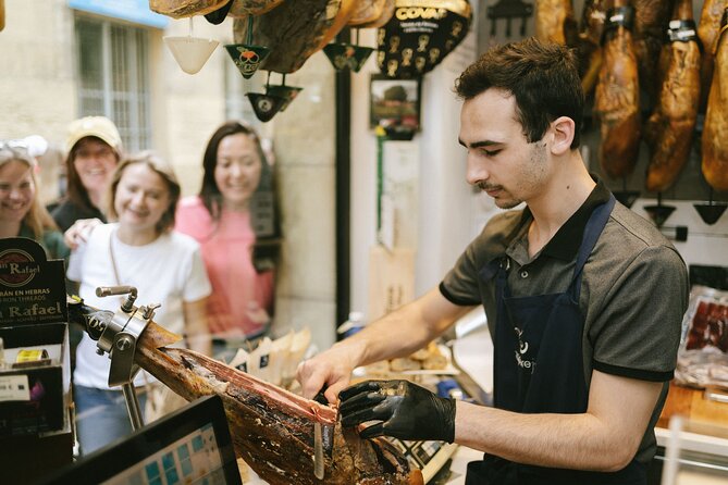 San Sebastian Old Town Pintxos & Wine Tour Small Group Tour - Konstituzio Plaza and the story of the Old Town