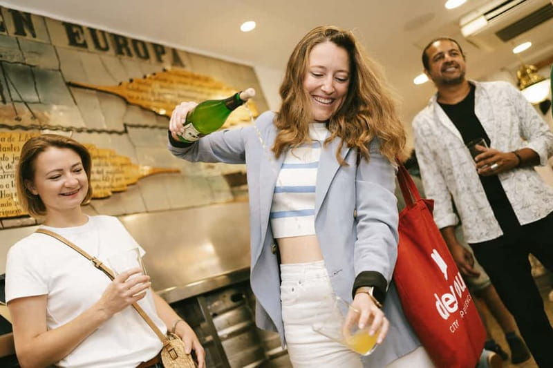 San Sebastian: Pintxos and Wine Tour - Mussels, cider, and the meaning of txotx