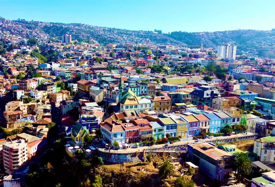 Santiago: Viña del Mar, Valparaiso, with Wine Tasting - Pickup, coffee, and the road to the coast