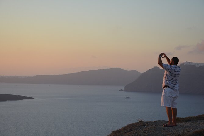 Santorini Highlights Small-Group Tour with Wine Tasting option - The minivan, guide, and group size