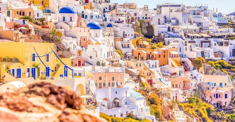 Santorini: Top Sights Day Trip, Wine Tasting, & Oia Sunset - Pyrgos, where the lanes do the work