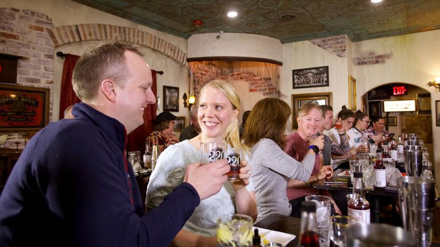 Savannah: Cocktail Class at American Prohibition Museum - Sampling three classic cocktails