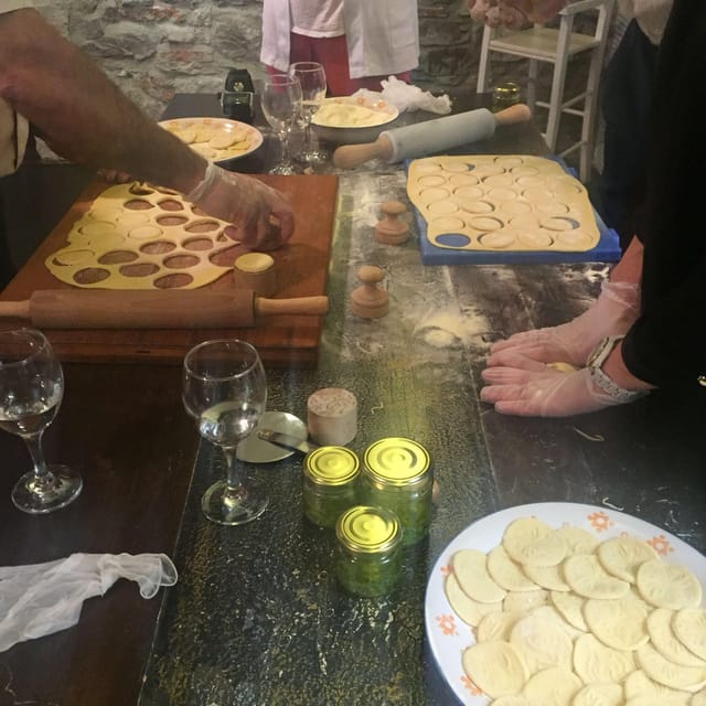 Sestri Levante: Pesto & Cooking Classes, Wine Tasting - Central Sestri Levante, with easy rail access
