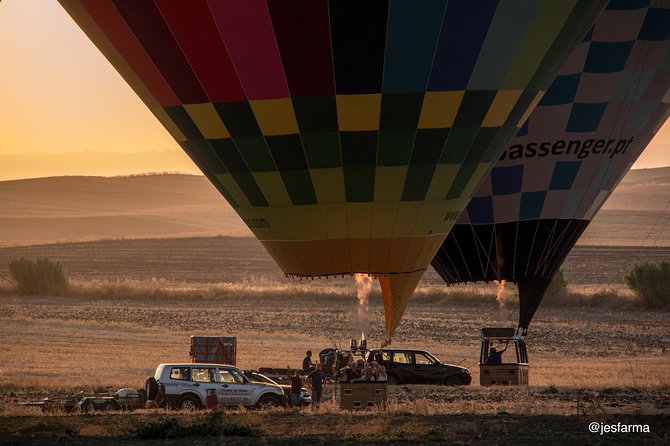 Seville Hot-Air Balloon Ride with Breakfast, Cava & Hotel Pick up - Breakfast, certificates, and sparkling wine