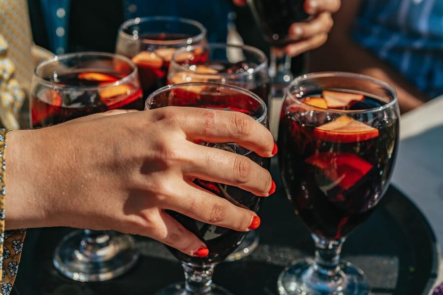 Seville: Sangria Tasting Experience - Group size and the social side