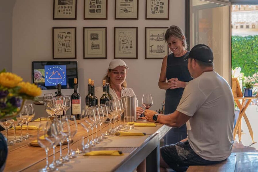 Siena: Organic Winery Tour and Wine Tasting - Seasonal food makes the tasting feel like lunch