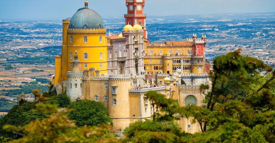 Sintra: Full-Day Tour from Lisbon with Wine Tasting - Why this makes a strong day trip from Lisbon