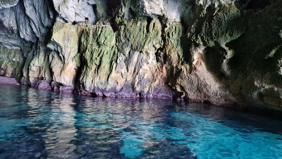 Siracusa: Ortigia & Sea Caves Boat Tour w/ Prosecco & Fruit - Who will enjoy this boat tour most