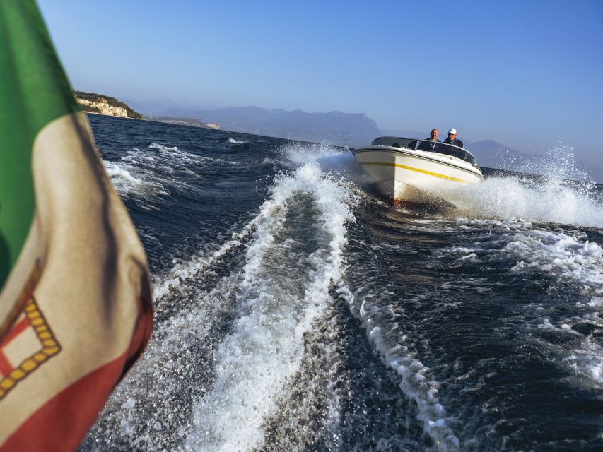 Sirmione: Scenic Afternoon Boat Cruise with Prosecco & Snack - Rocca di Manerba and San Biagio Island