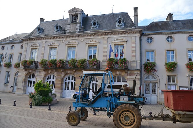 Small group Burgundy tour of Beaune with Wine Tasting from Dijon - Who will get the most from this tour?