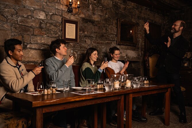 Small Group Edinburgh Whisky Tour and Tasting - Starting at Mercat Cross
