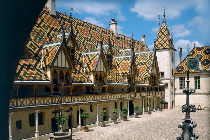 Small-Group Full-Day Tour of Côte de Nuits, Côte de Beaune Vineyards and Beaune Historical District - Is $161.32 a fair price?