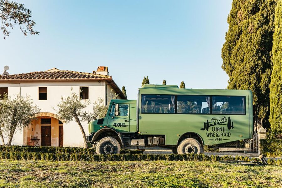 SMALL GROUP Tuscany Wine Tasting Safaris with Lunch / Dinner - Winery One: Villas, Cellars, and Chianti Classico