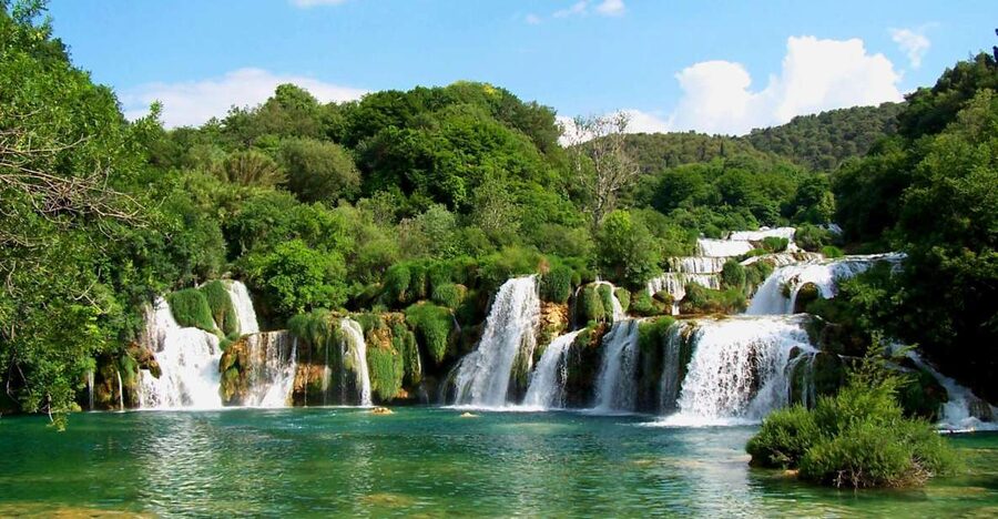 Split/Trogir: Krka National Park Day Trip with Wine Tasting - The coach ride from Split or Trogir