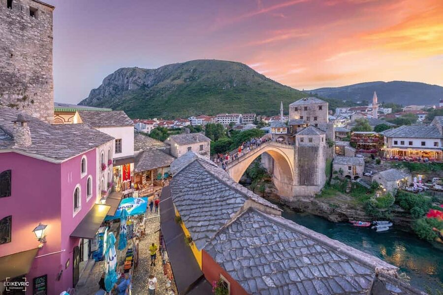 Split/Trogir: Mostar and Medjugorje Tour with Wine Tasting - Mostar’s Old Town and the Old Bridge