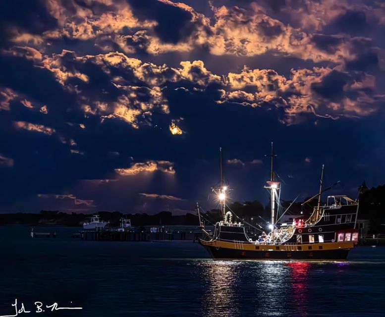 St. Augustine: The Black Raven Rum Runners Pirate Show (21+) - What the Matanzas River cruise adds