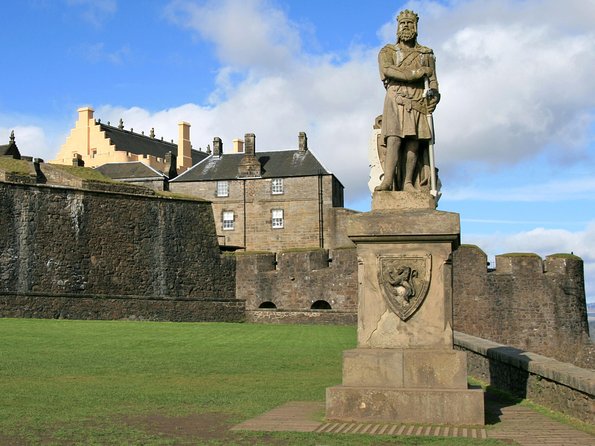 Stirling Castle and Whisky Very Small Group Tour from Edinburgh - Stirling Castle: The Main Historical Stop