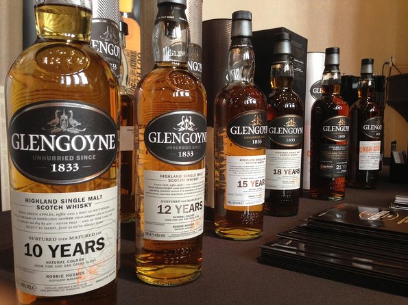 Stirling Castle and Whisky Very Small Group Tour from Edinburgh - Guides Make a Big Difference