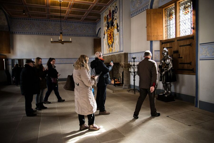 Stirling Castle, Highland Lochs & Whisky Tour from Edinburgh - Stirling Castle brings Scotland’s past to life