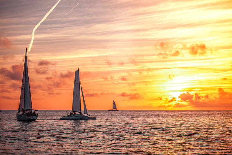 Sunny Beach: Sunset Catamaran Cruise with Dinner & Prosecco - Key points at a glance