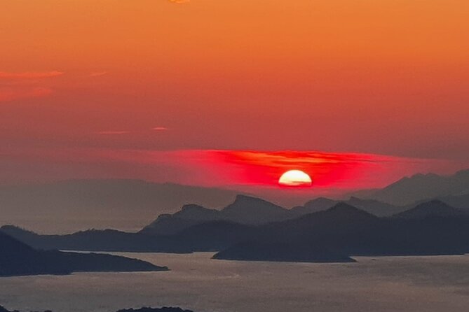 Sunset and Wine / Dubrovnik Sunset Tour and Premium Wine Tasting - Who should book this Dubrovnik experience?