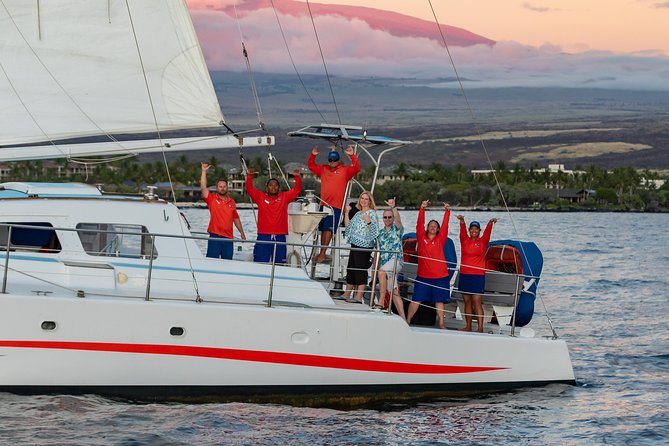 Sunset Cocktail Cruise on our Sailing Catamaran - Sailing catamaran or power catamaran?